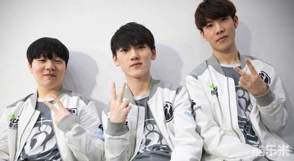 展开深入探 展开深入探