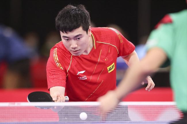 面作出预判 面作出预判